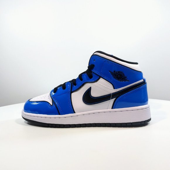 AIR JORDAN 1 MID SE 'SIGNAL BLUE' - Picture 4 of 4